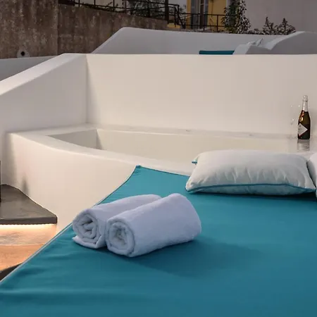 The Luna Caverns Apartament *