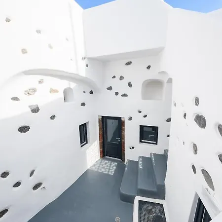 Apartment The Luna Caverns Fira (Santorini)