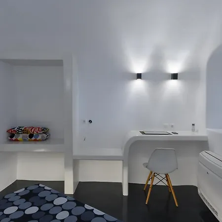 The Luna Caverns Apartment