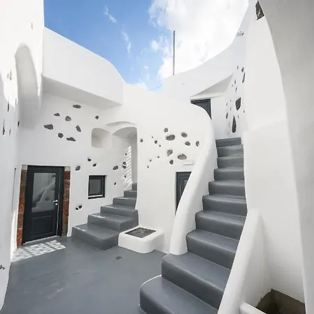 The Luna Caverns Apartment