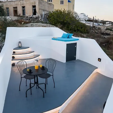 Apartment The Luna Caverns Fira (Santorini)
