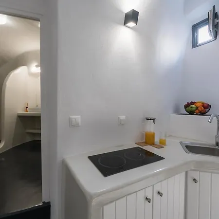 The Luna Caverns Apartment *